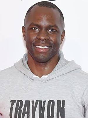 Гбенга Акиннагбе
Gbenga Akinnagbe
